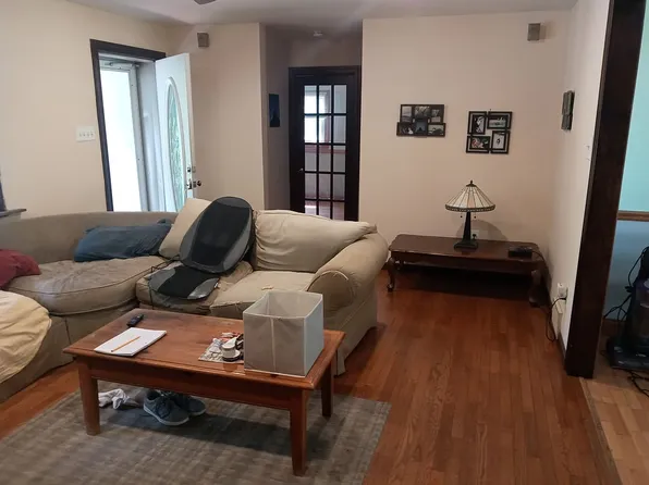 3450 Brae Bourn Dr, Huntingdon Valley, PA 19006