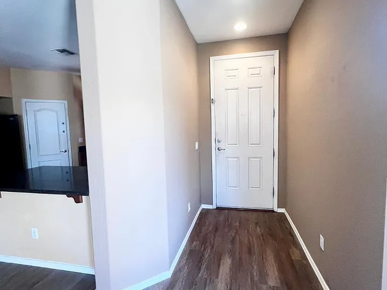 879 E Stottler Dr — Photo 9