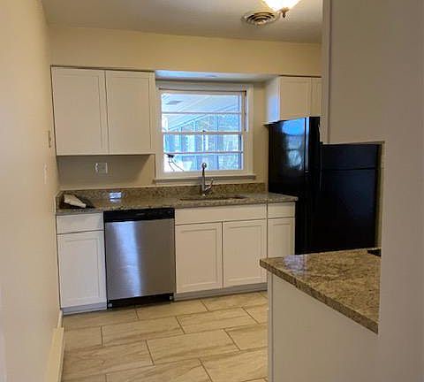4th image of 6226 Townsend Dr