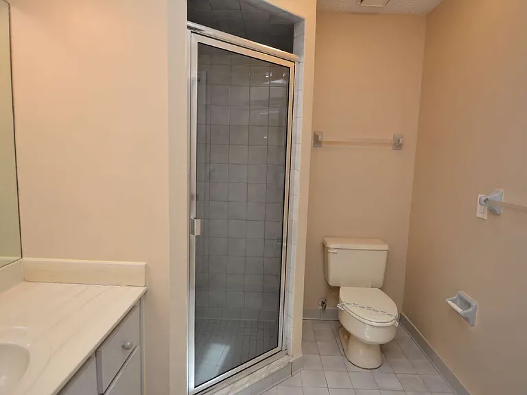30 Farmsworth Dr #B — Photo 20