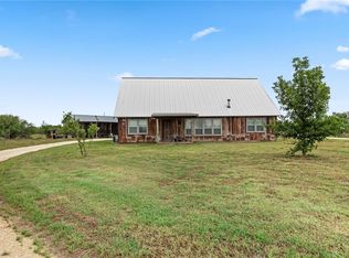 707 Creek Rd, Marion, TX 78124