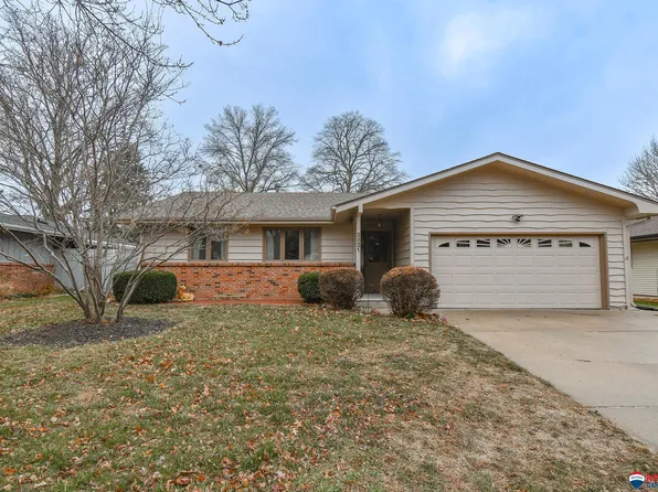 3821 Spruce St, Lincoln, NE 68516