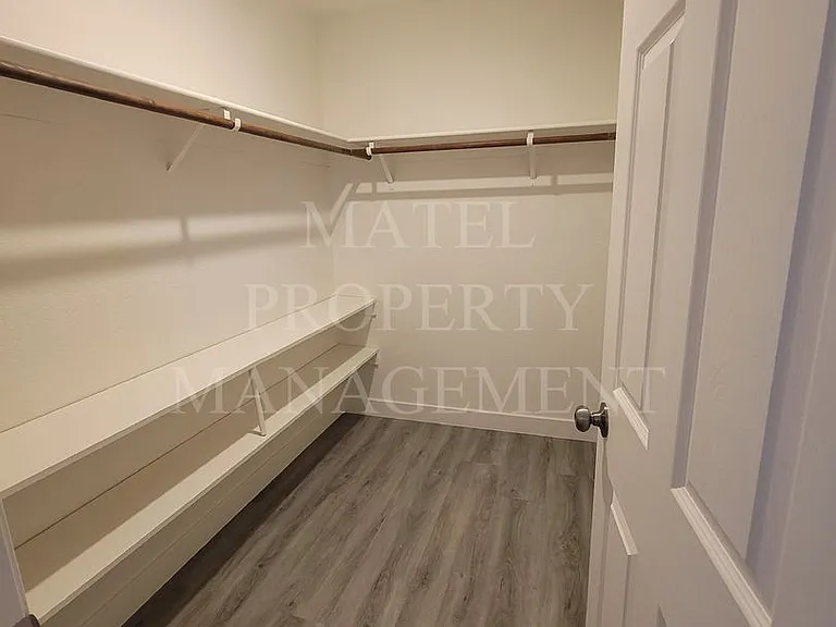 2516 Walnut Grove Way — Photo 20