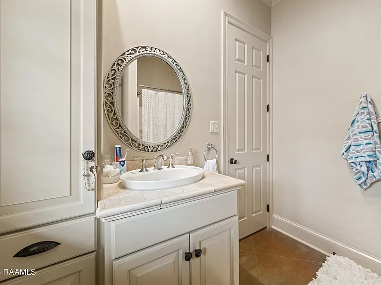 413 Harbor Rd — Photo 27