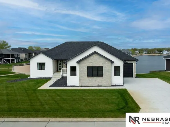 962 S Red Cedar Ln, Columbus, NE 68601