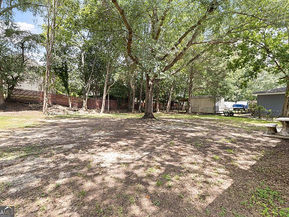 2nd image of 4321 Yates Dr
