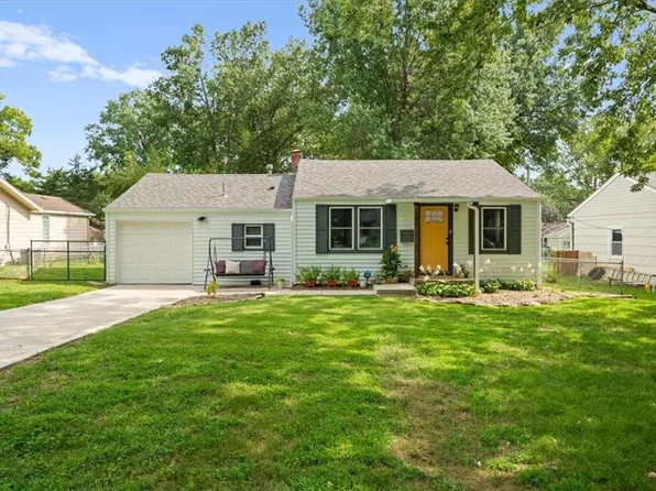 605 E 90th St, Kansas City, MO 64131