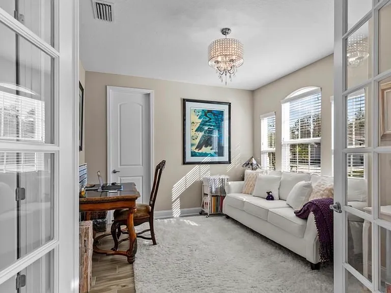 454 Athens Dr — Photo 3