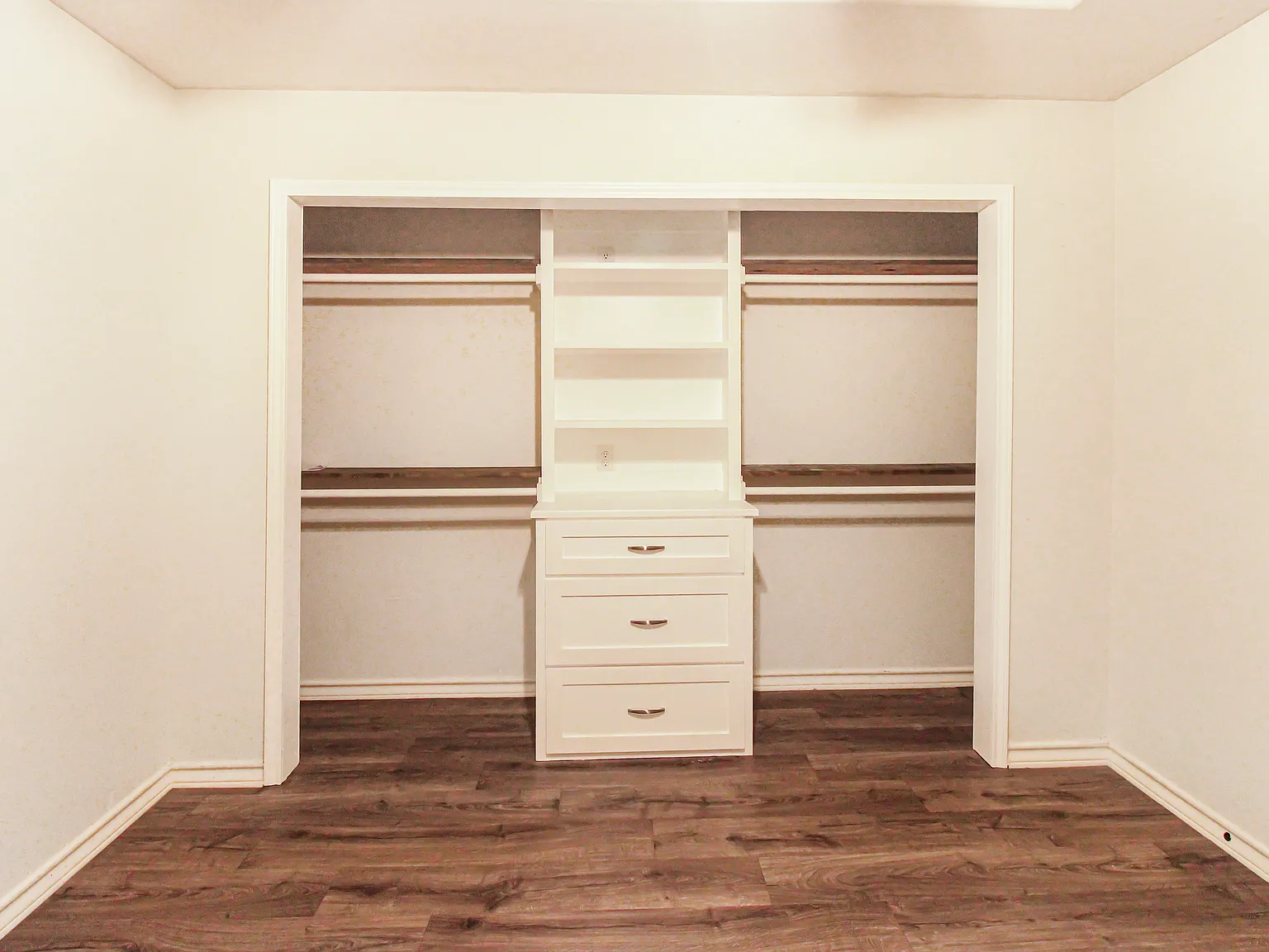 3 bed, 1500 sqft, $1,700 — Photo 4