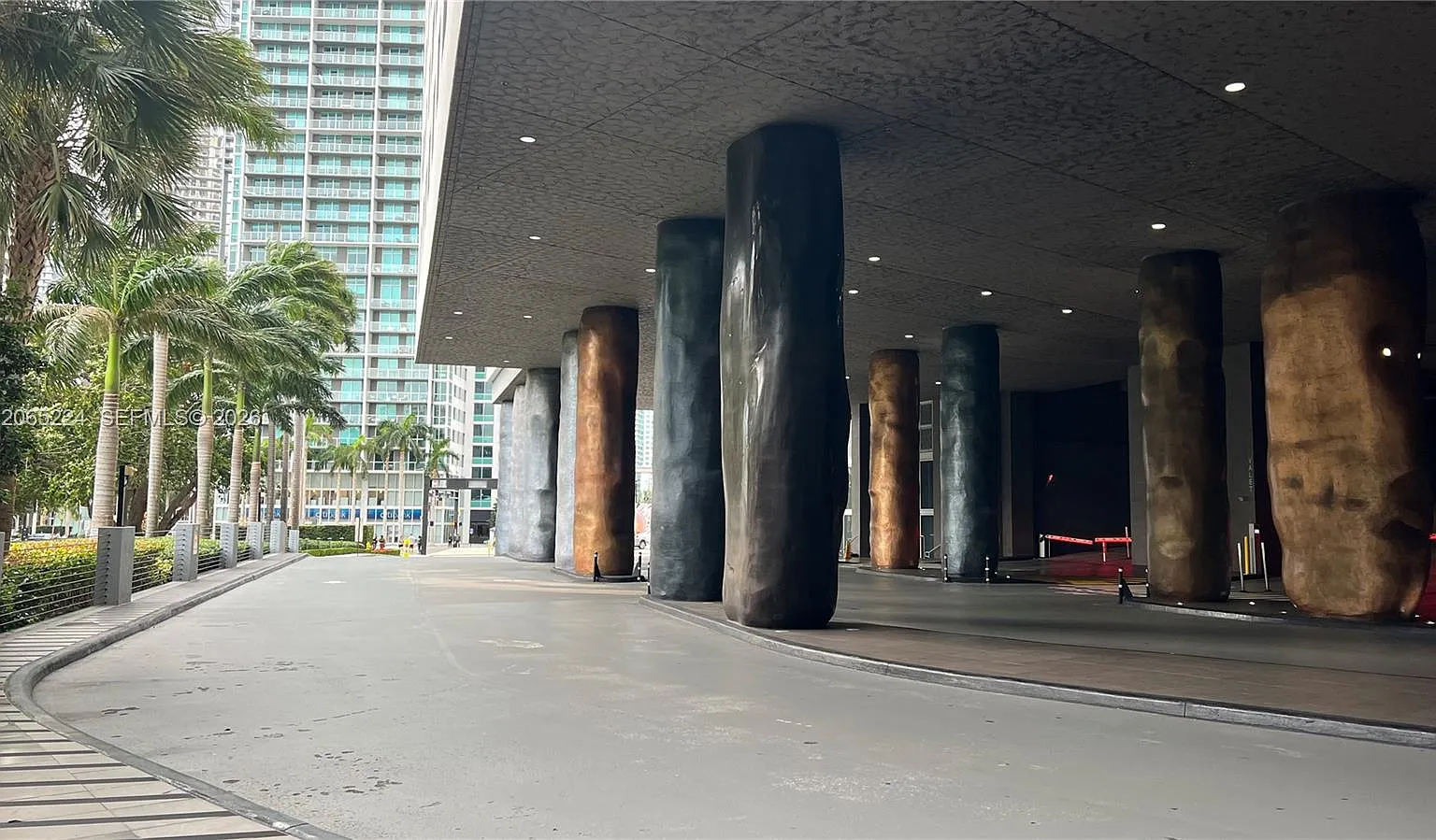 Icon Brickell No Two — Photo 4