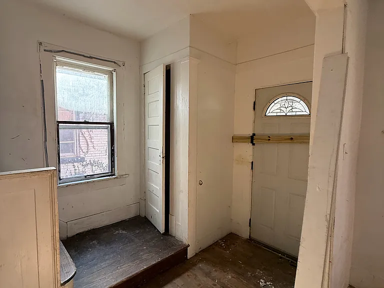1908 N Union St — Photo 17