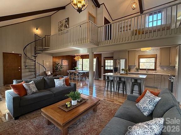 5th image of 132 Hurd Rd