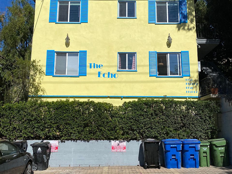1 mile up from Sunset. 4 units up and off the street with a laundryoom and yard in back.