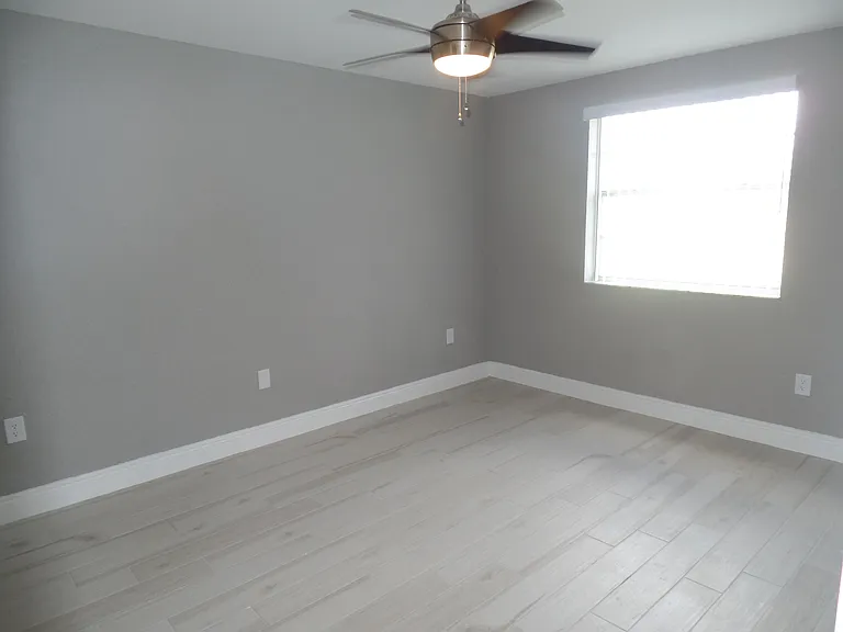 2851 N Oakland Forest Dr #111 — Photo 32