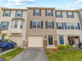 265 Morlatt Ln, Martinsburg, WV 25404