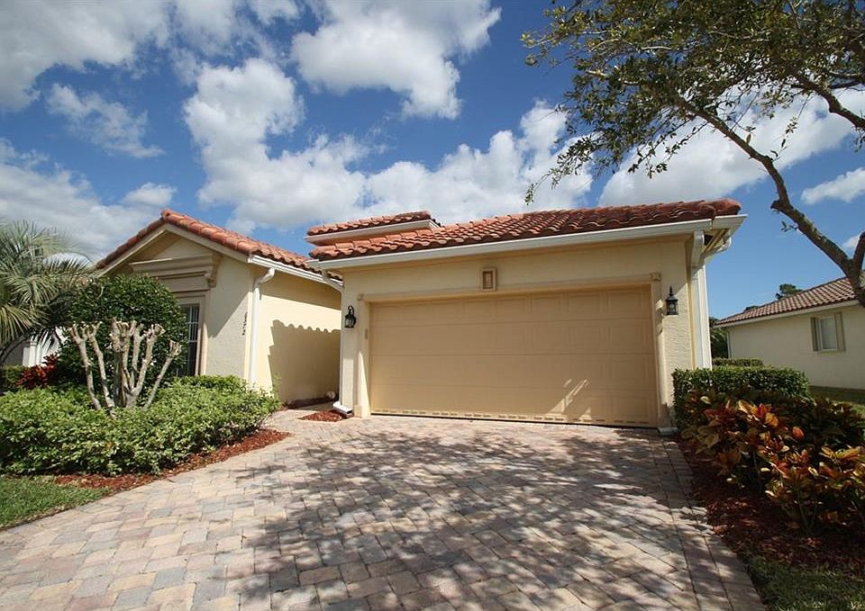 1st image of 6372 Lennox Ln