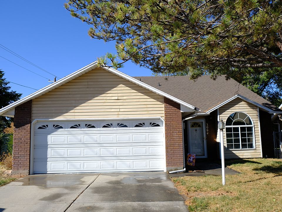 1st image of 3094 S Lake Meadow Dr