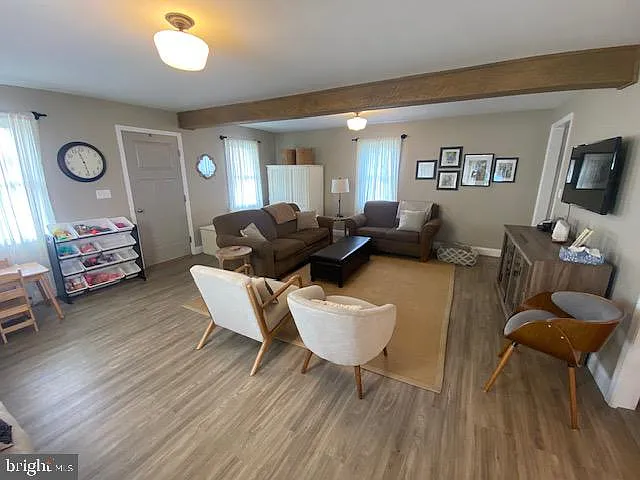 887 Centerville Rd — Photo 11