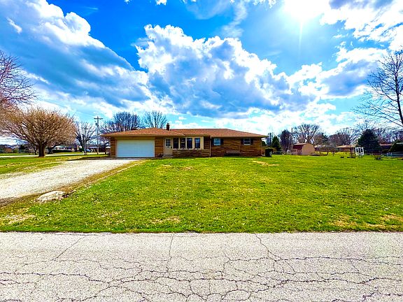 2nd image of 6035 Bluff Acres Dr