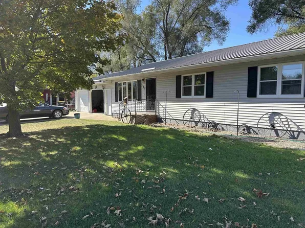 207 North State Street, Prairie Du Chien, WI 53821