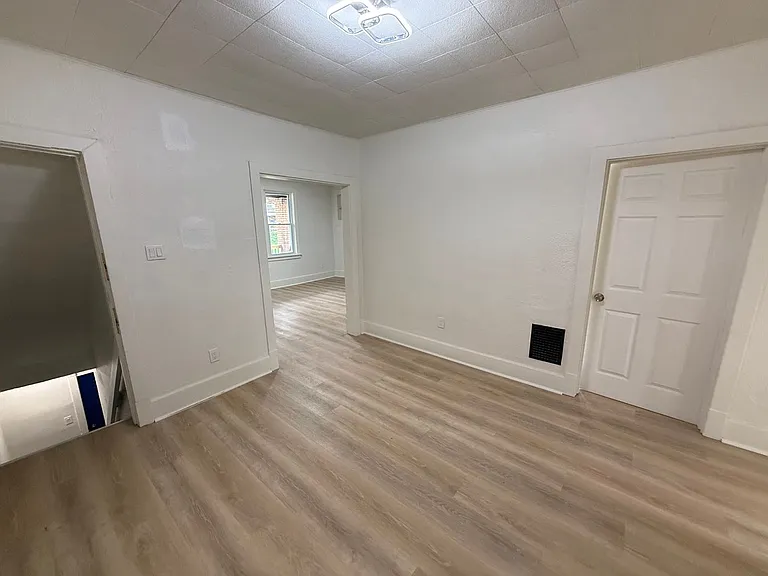 74 Pasadena Street — Photo 21