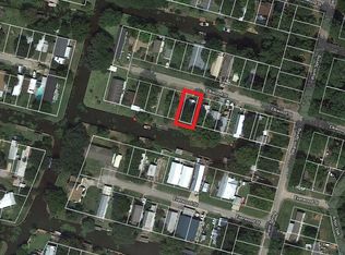 9381 Elkwood St, Willis, TX 77318