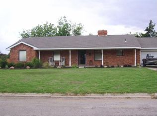 603 Lake Rd, Hobart, OK 73651