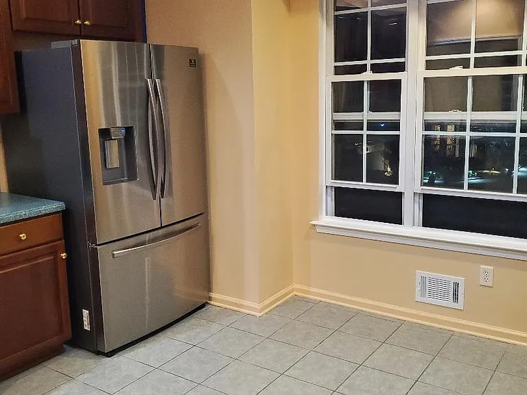 350 Bernard Dr #350 — Photo 14