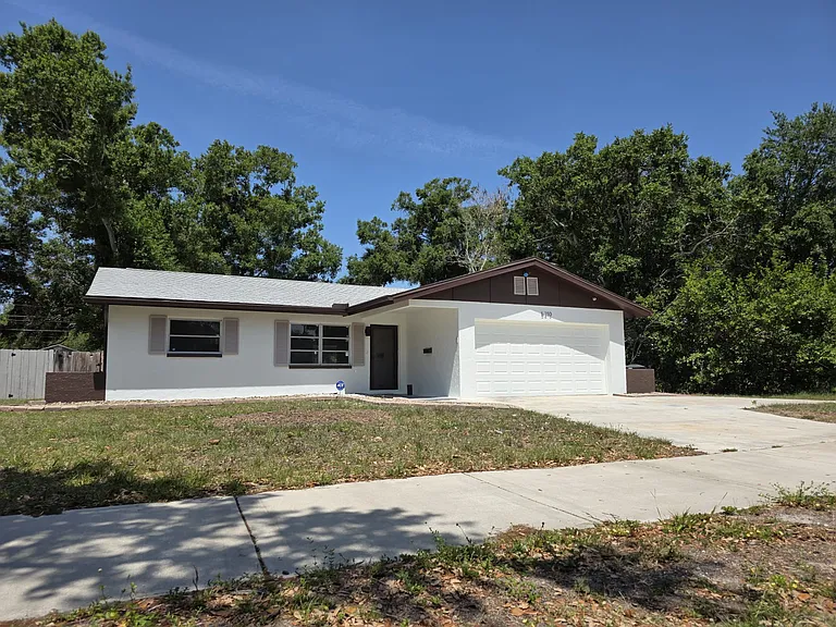 5210 Dr Martin Luther King Jr St N — Photo 32