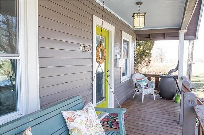 2 bed, 720 sqft, $1,395 — Photo 2