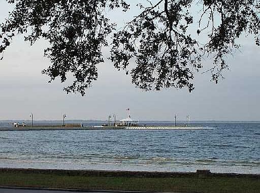 2.5 miles of Lakefront