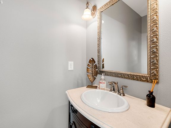 5th image of 6244 SE Jess Ct