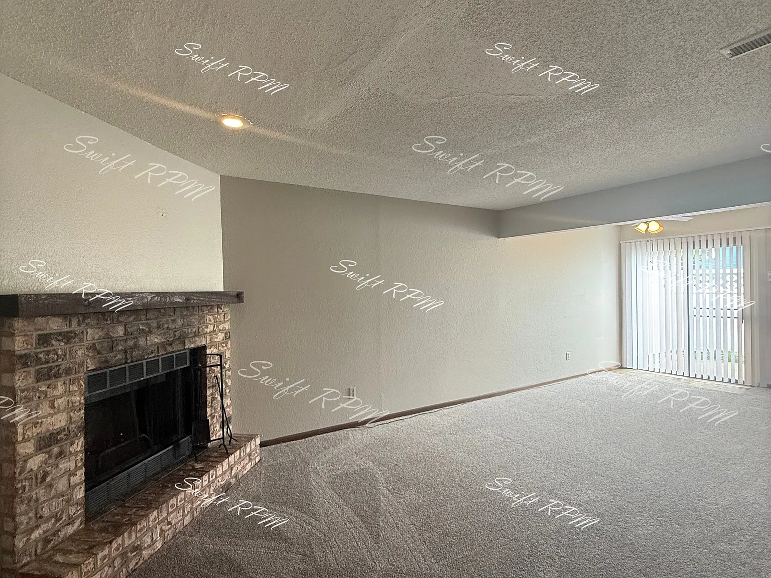 529 Northeast Churchill Street-2 - 1 — Photo 2