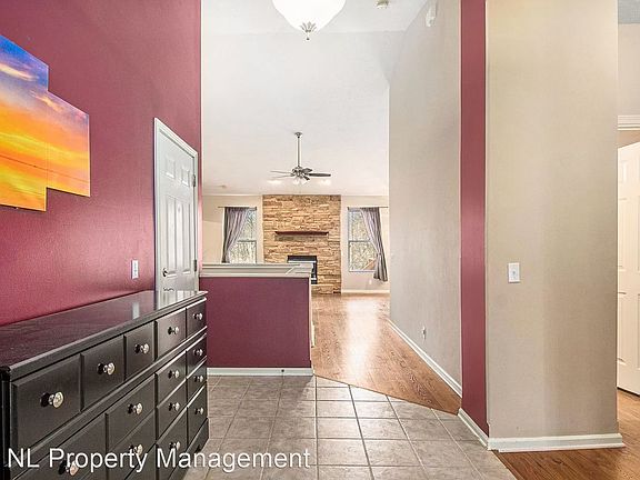 5th image of 4726 S 194th Ave