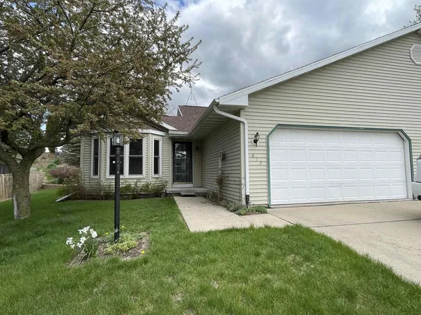 617 Monroe Street, Beaver Dam, WI 53916