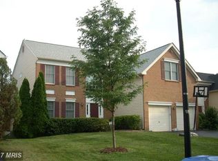 10859 Grovehampton Ct, Reston, VA 20194