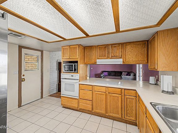 5th image of 3244 N 191ST Avenue