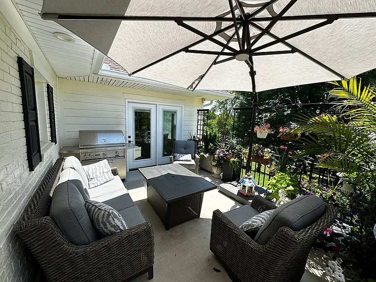 344 Hicks Rd — Photo 36