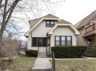 206 N 68th St #206A, Milwaukee, WI 53213