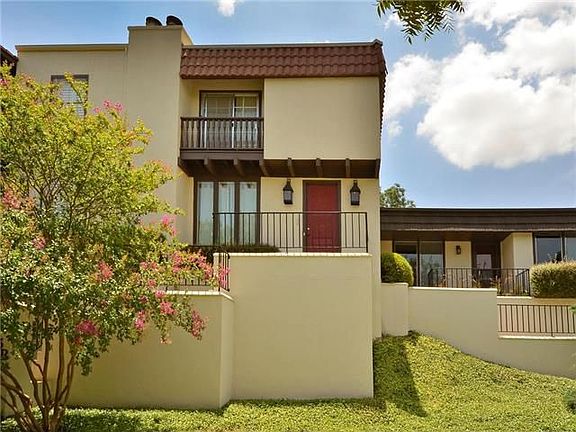 3rd image of 3600 Las Colinas Dr APT E