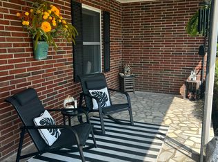 233 Holly St, Marion, VA 24354