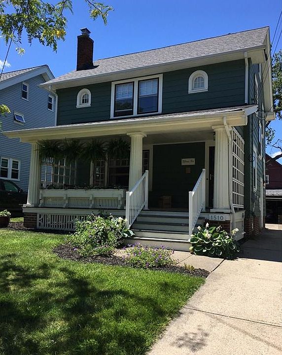 1st image of 1510 Larchmont Ave