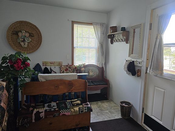 2nd image of 1829 Bullock Rd