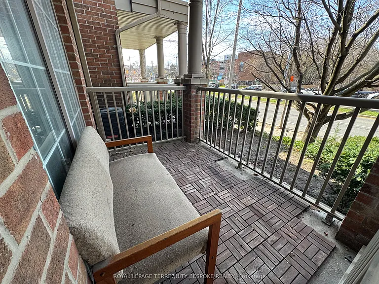 95 The Queensway #3 — Photo 11