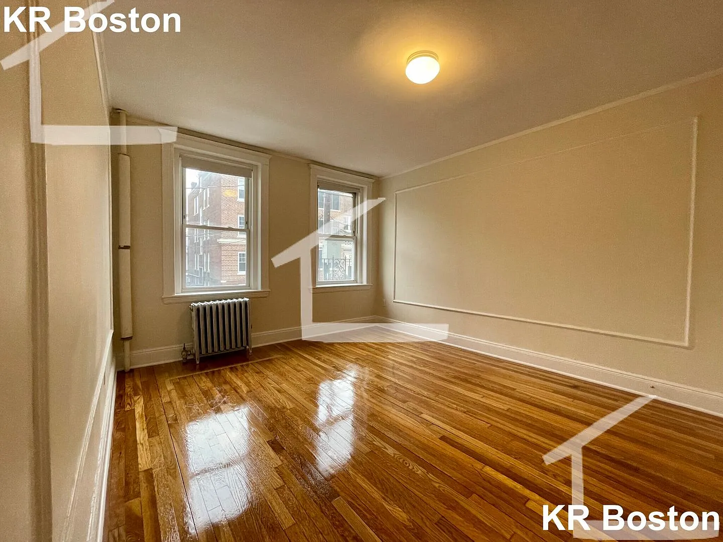 Renovated, Nicely Priced Brighton 2-Bed Avail for 9/1 — Photo 2