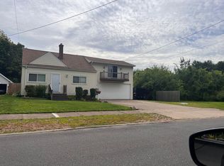 4489 W 11th St, Cleveland, OH 44109