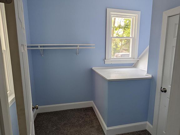 4th image of 416 E Adams St APT 3