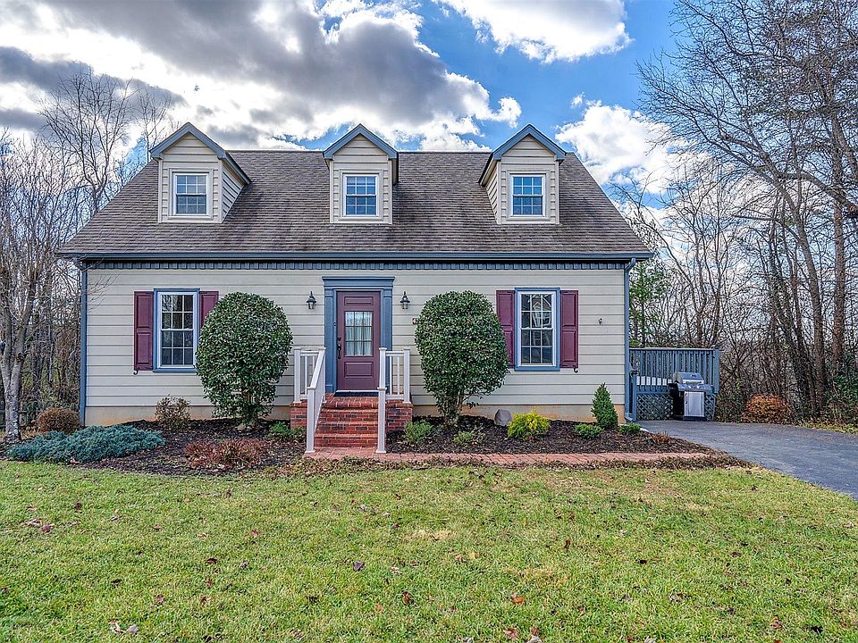 1st image of 4723 Lantern St