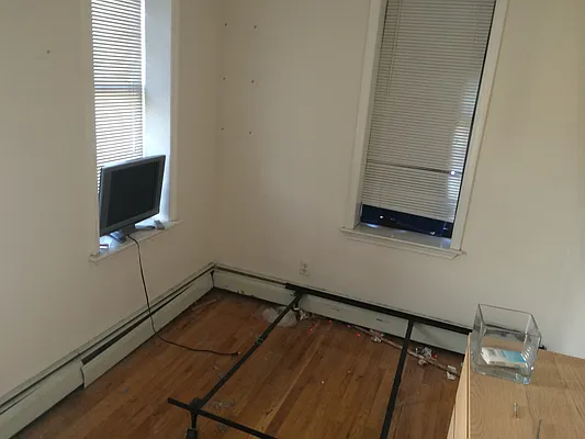 Rented by Sterling Realty Solution Inc | media 15