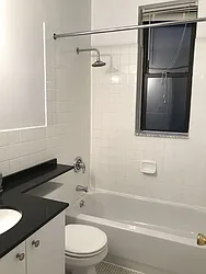 Rented by Metropolis Real Estate of Manhattan